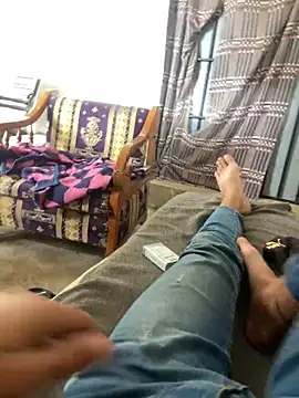 Snapshot of stevesaa chatting on October 29, 10:29 am stevesaa online show from October 29, 10:29 am