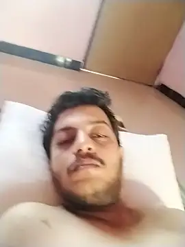 dzboy1994 online show from November 18, 2:15 am