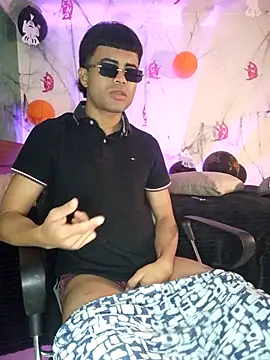 pinedasex777 online show from October 9, 11:04 am