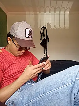 pinedasex777 online show from November 8, 4:32 pm