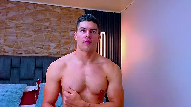 FelipeAndMarcello3 online show from June 22, 7:18 pm