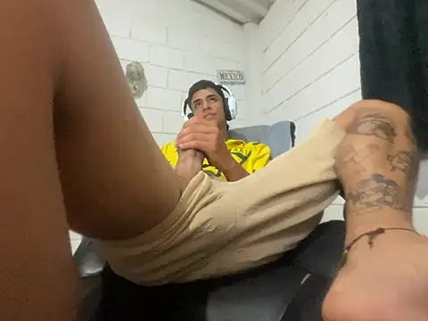 Max TheHorseDick online show from July 9, 1:54 am