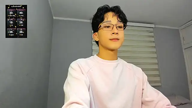 tom Howard online show from March 16, 3:35 am