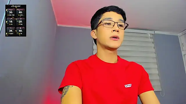 tom Howard online show from November 4, 6:53 pm