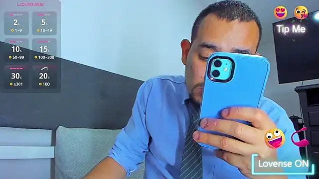 jhonyalzate2 online show from February 1, 12:40 am