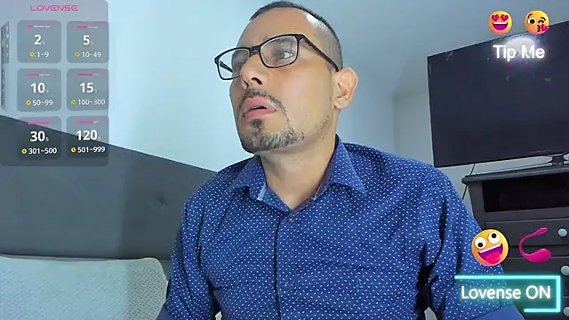 jhonyalzate2 online show from January 22, 2:59 am