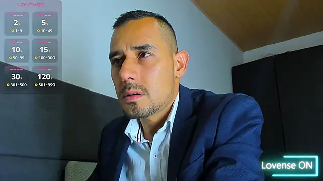 jhonyalzate2 online show from November 10, 1:10 am