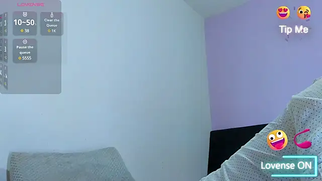 jhonyalzate2 online show from December 12, 3:43 am