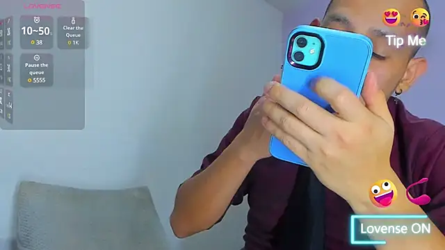 jhonyalzate2 online show from December 5, 2:53 am