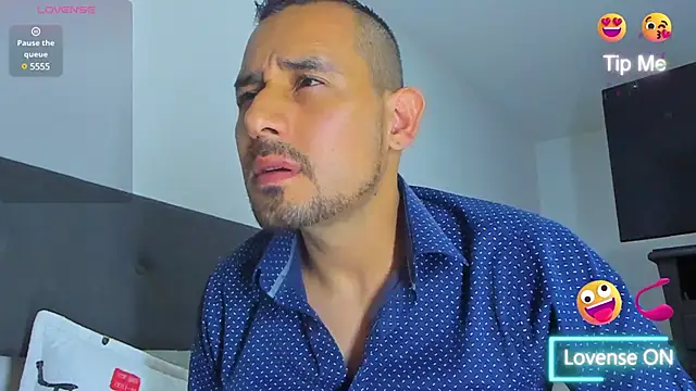 jhonyalzate2 online show from February 10, 1:24 am