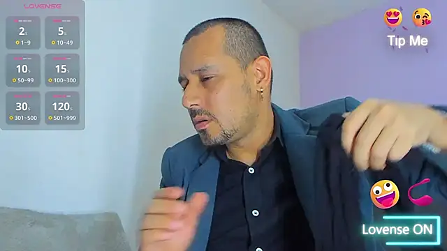 jhonyalzate2 online show from December 13, 2:21 am