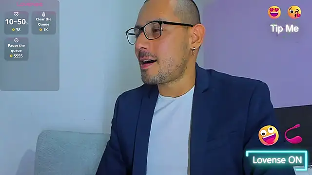 jhonyalzate2 online show from December 28, 3:26 am