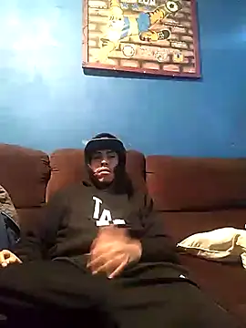 AlexAlejandro13 online show from December 17, 6:47 pm