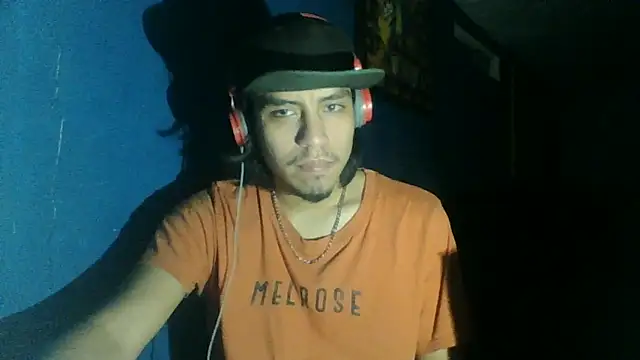 AlexAlejandro13 online show from October 10, 8:08 am