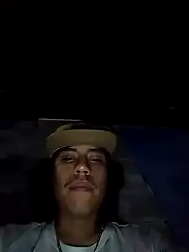 AlexAlejandro13 online show from November 19, 6:24 am