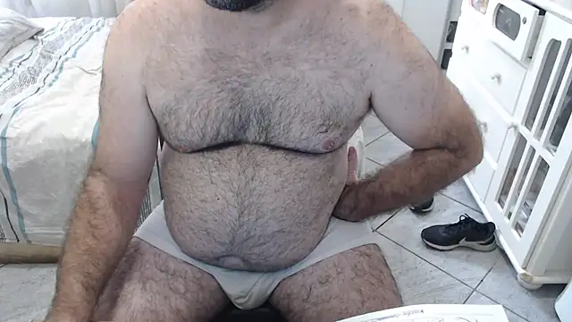 MysterBearMG online show from February 21, 6:42 pm