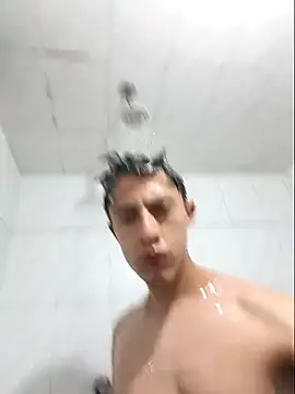 KevinCrz online show from October 20, 6:39 am