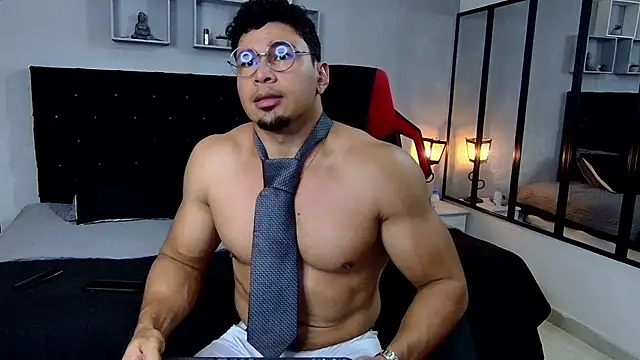 Snapshot of tyler_hank01 chatting on January 24, 12:21 am tyler hank01 online show from January 24, 12:21 am