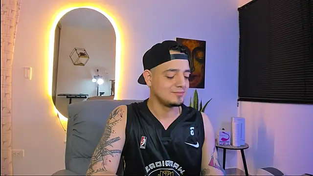 alejandro calderon1 online show from March 5, 5:14 am