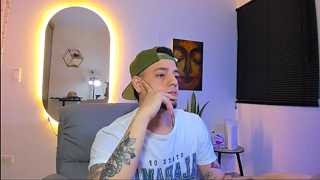 alejandro calderon1 online show from February 13, 6:41 am