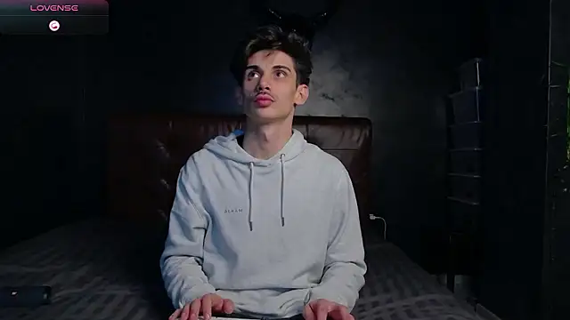 DanielCrush1 online show from January 13, 7:07 pm