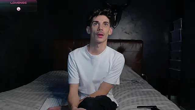 DanielCrush1 online show from November 25, 5:26 pm