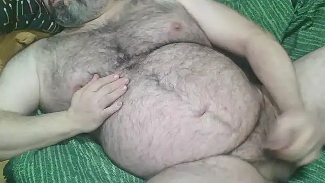 mikeyhotbear online show from January 6, 8:57 am