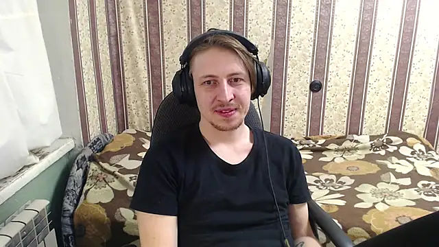 darienlarge online show from October 11, 8:57 pm