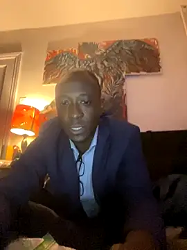Snapshot of KingB8r chatting on October 4, 3:33 am KingB8r online show from October 4, 3:33 am