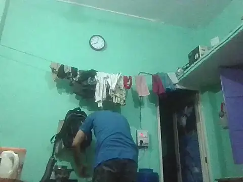 Desiboi4u online show from October 17, 2:32 pm