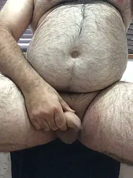 Snapshot of hairysmallcockguy chatting on January 23, 8:15 am hairysmallcockguy online show from January 23, 8:15 am