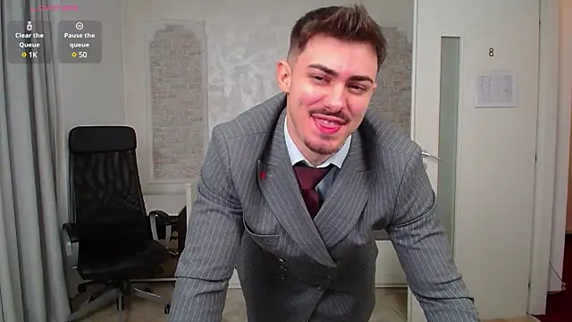 Snapshot of WilsonJules chatting on January 27, 7:13 pm WilsonJules online show from January 27, 7:13 pm