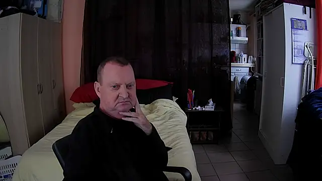passifsoumis1963 online show from November 14, 10:28 am