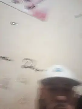 Bulldog2122 online show from November 26, 4:04 am