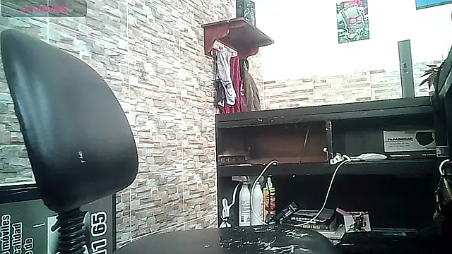 SexDiffrent online show from October 18, 7:08 pm