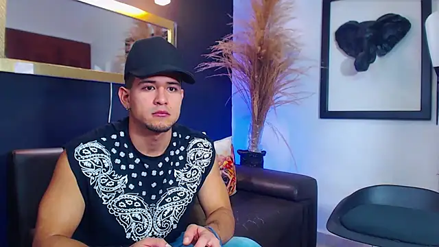Snapshot of Markboyl chatting on October 14, 3:30 pm Markboyl online show from October 14, 3:30 pm