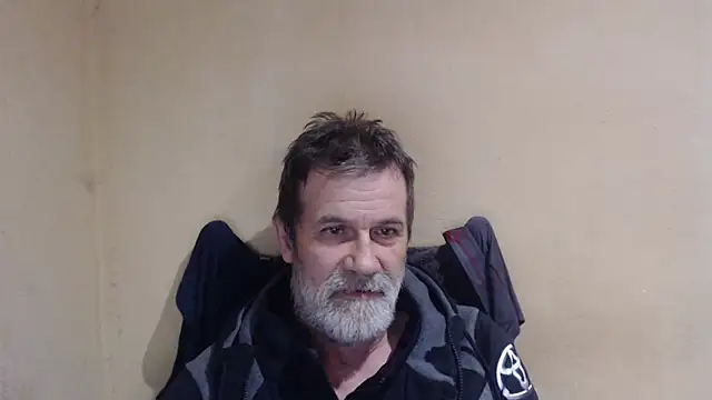 Snapshot of AlexNudo chatting on October 2, 6:34 pm AlexNudo online show from October 2, 6:34 pm