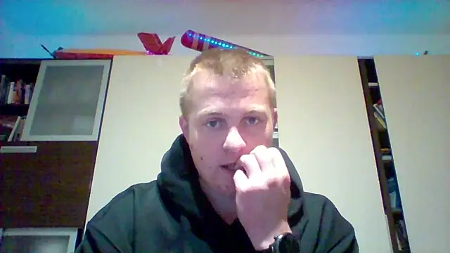 Matttthees online show from October 22, 6:32 pm