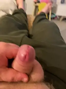 Joeangus87 online show from April 19, 10:01 pm