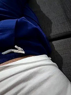 mailon02 online show from October 11, 6:01 pm