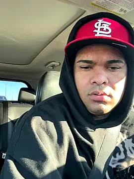 marhi32 online show from November 5, 1:35 pm