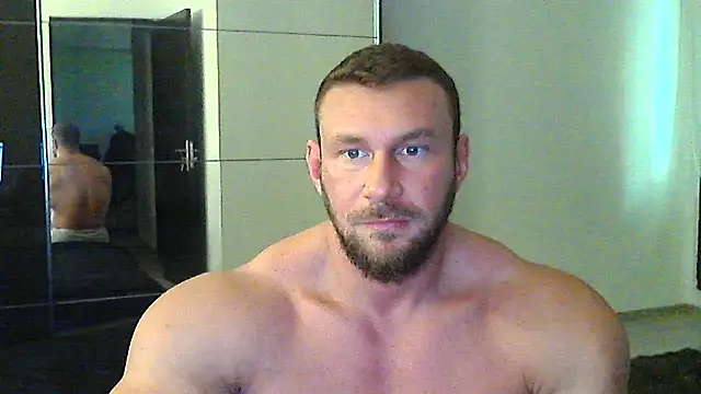 muscularkevin online show from October 22, 1:15 pm