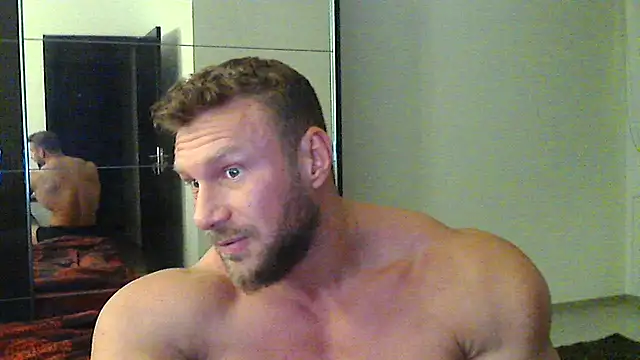 muscularkevin online show from December 4, 5:05 am