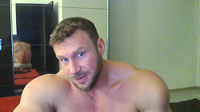muscularkevin online show from December 23, 2:17 pm