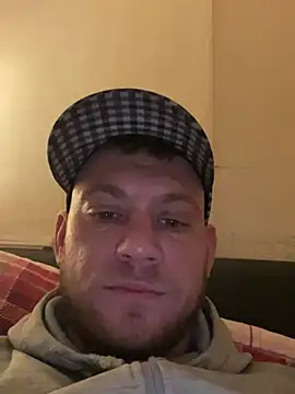 Snapshot of Weestud94 chatting on December 28, 7:01 pm Weestud94 online show from December 28, 7:01 pm