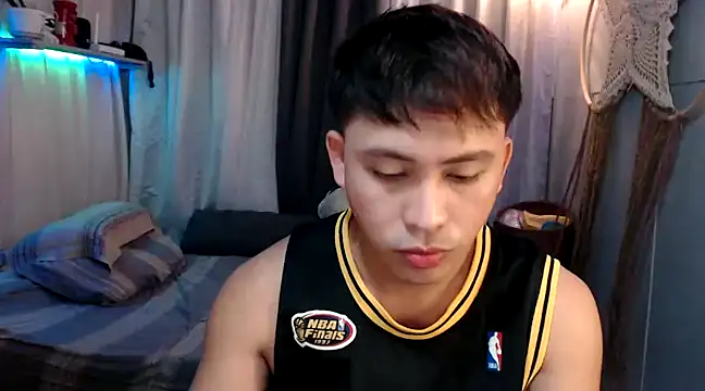 princeJayX online show from January 13, 11:52 am