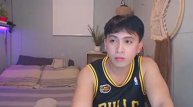 princeJayX online show from March 12, 7:35 am
