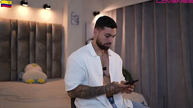 john king29 online show from February 16, 10:30 pm