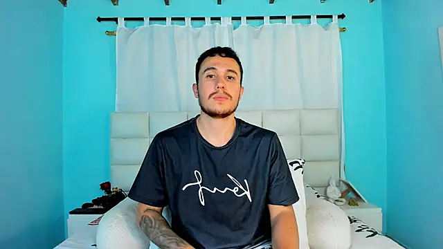 juan  jimenez online show from November 11, 3:55 am