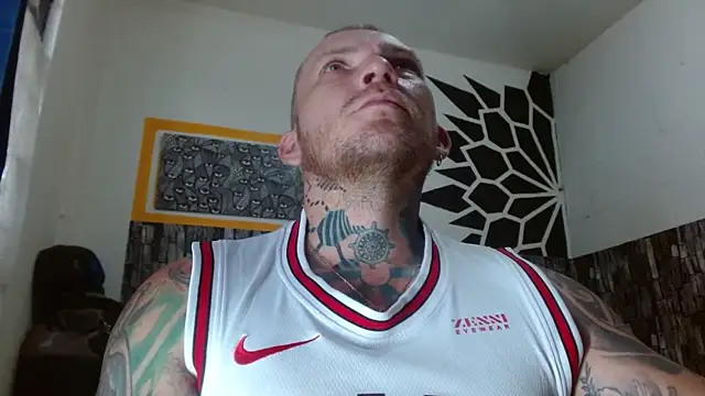 stripnolimits online show from April 15, 9:48 pm